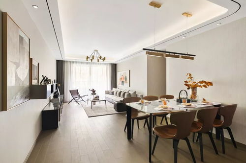 以匠心定制，诠释高级美学——您的广告发布新选择